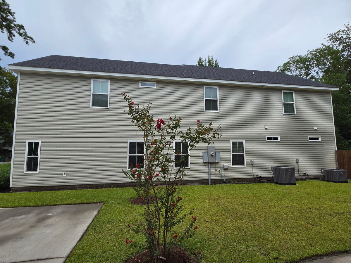 House for the employees in 126 Read St Pooler GA 31322