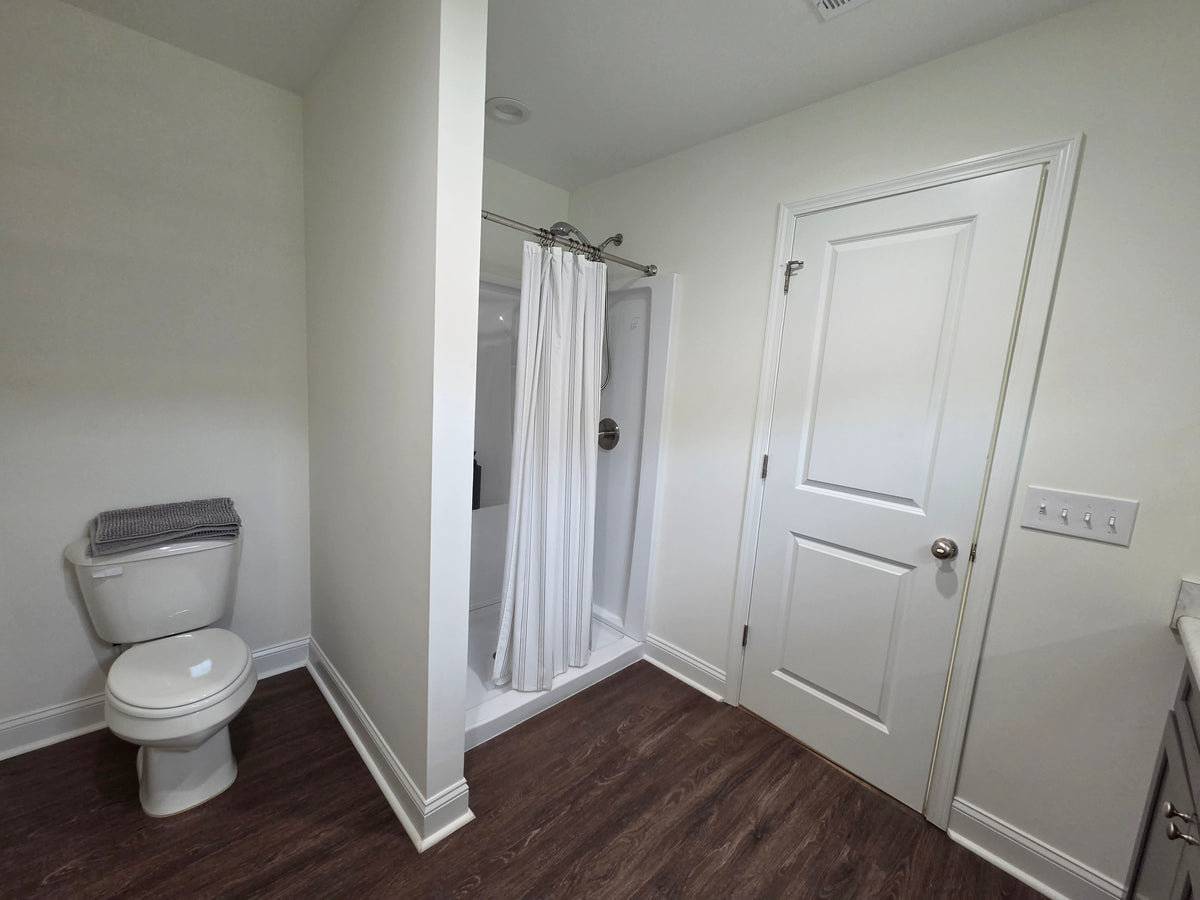 House for the employees in 126 Read St Pooler GA 31322
