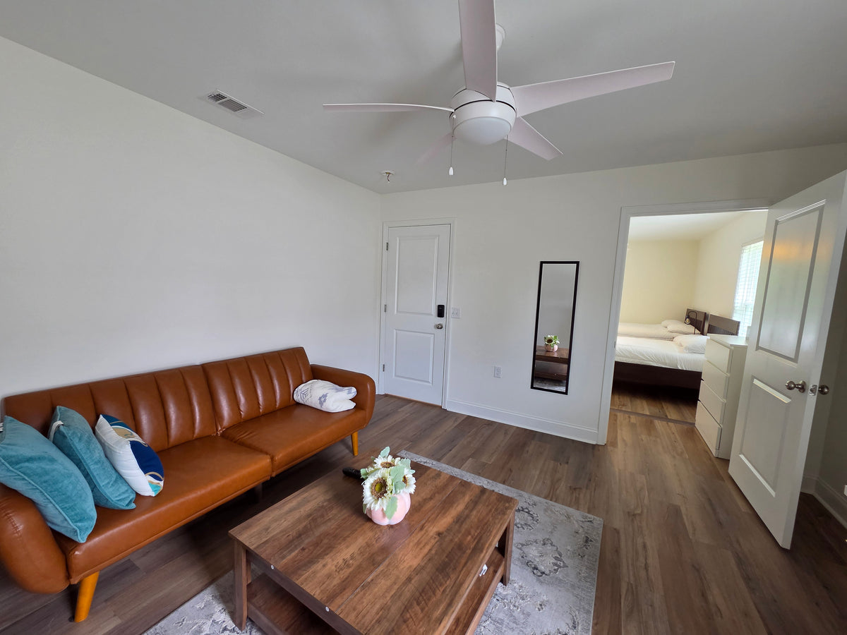 House for the employees in 126 Read St Pooler GA 31322