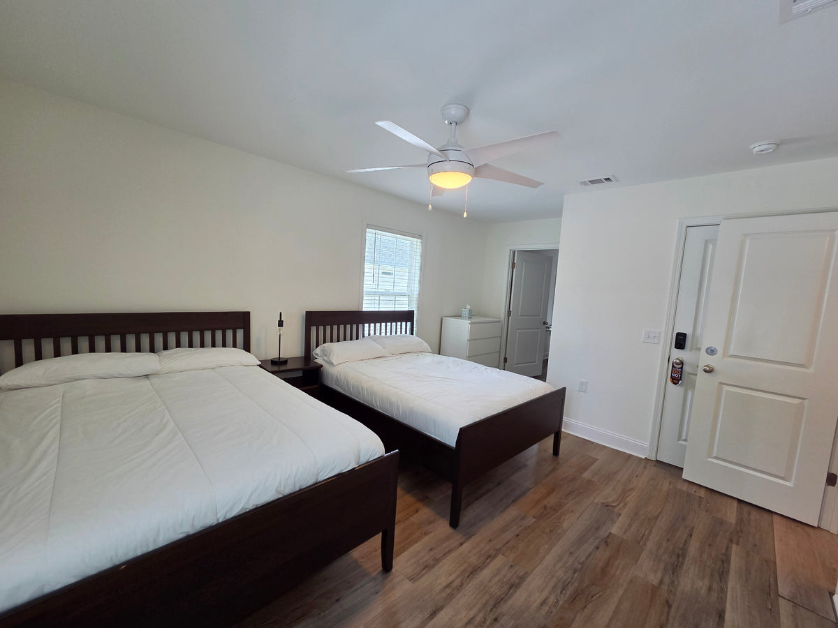 House for the employees in 126 Read St Pooler GA 31322